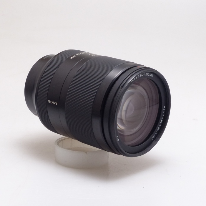 ソニー FE 24-240/3.5-6.3 OSS