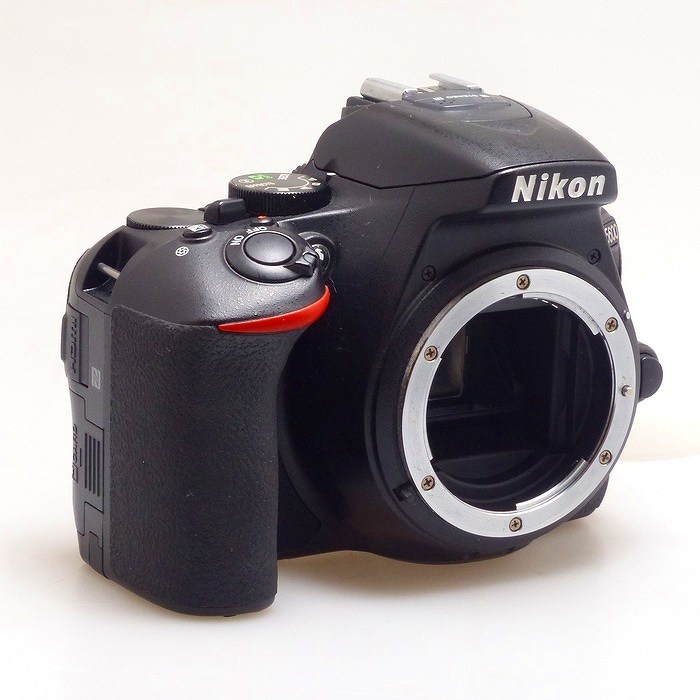 ニコン D5600 ボデイ