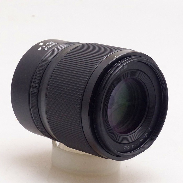 ニコン Z 50/1.4