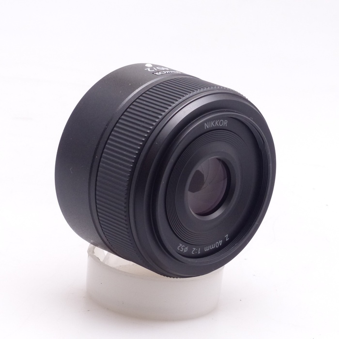 ニコン Z 40/F2