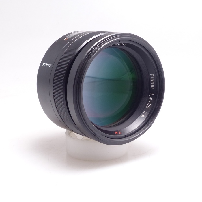 ソニー PLANAR T*85/F1.4 ZA
