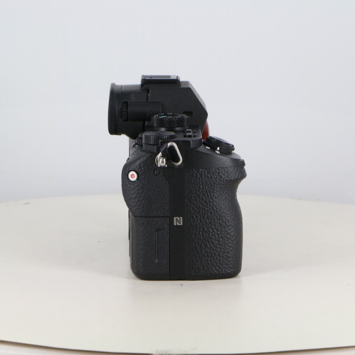 ソニー α7II  (ILCE-7M2) ボディ