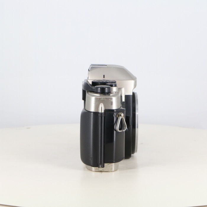 ニコン FE10