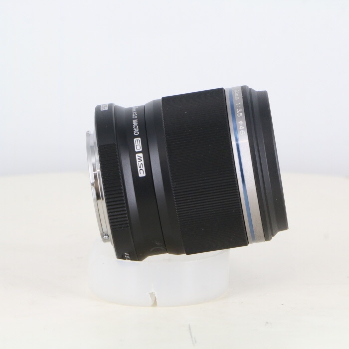 オリンパス M.ズイコーデジタル ED30/3.5 マクロ