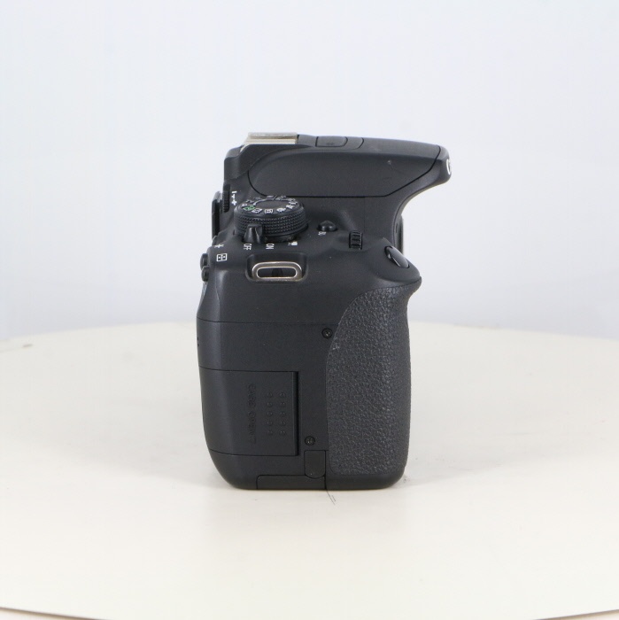 キヤノン EOS KISS X7i ボディ
