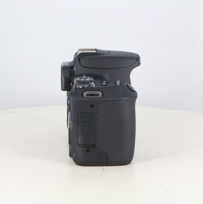 キヤノン EOS KISS X9 ボディ ブラック