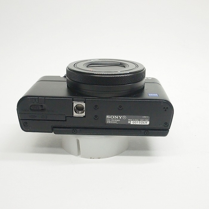 ソニー DSC-RX100M4