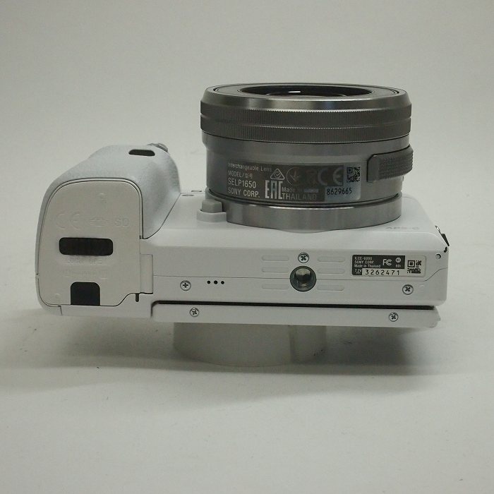 ソニー α6000(ILCE-6000)+E16-50/3.5-5.6PZ ホワイト