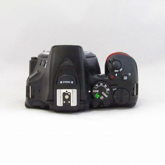 ニコン D5600 ボデイ