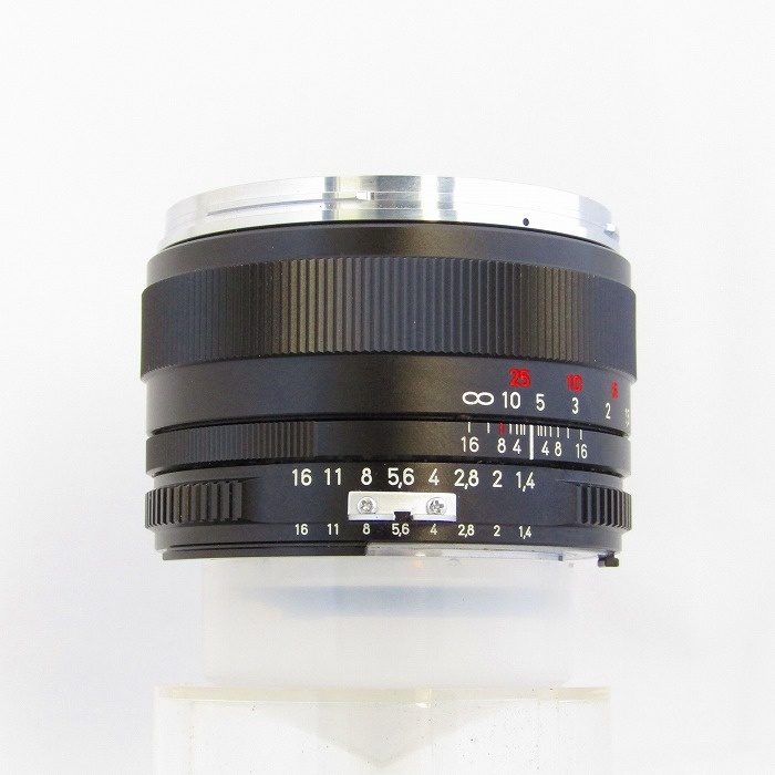 コシナ カールツアイス プラナー T 1.4/50 ZF