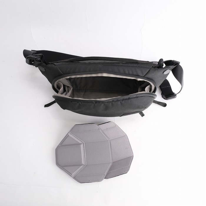 ピークデザイン エブリデイスリング6L ブラック BEDS-6-BK-2