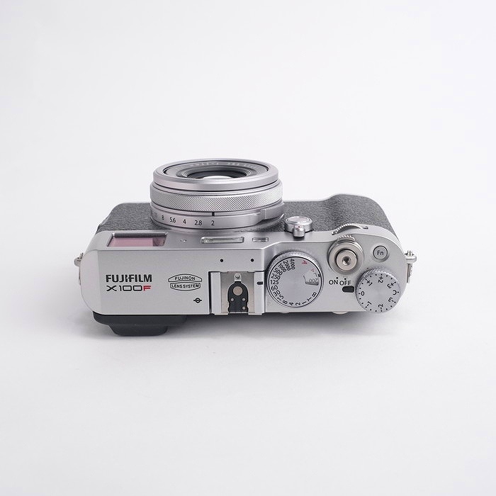 フジフイルム X100F シルバー