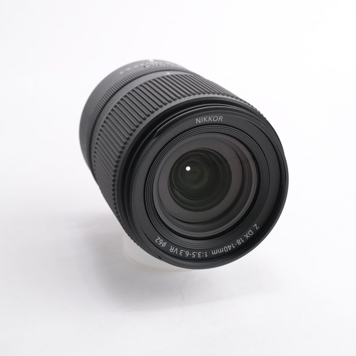 ニコン Z DX 18-140/3.5-6.3 VR