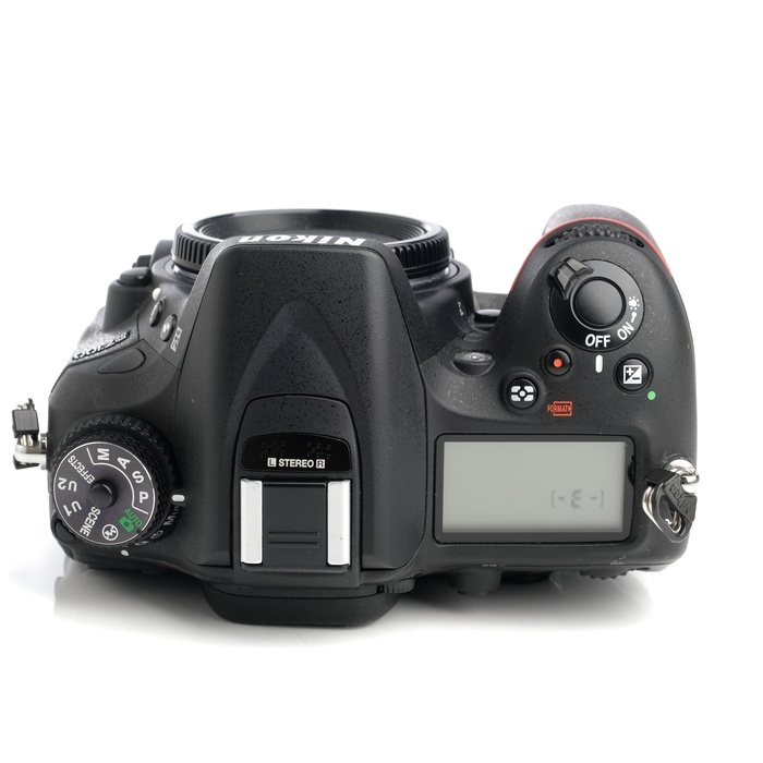ニコン D7100 ボデイ