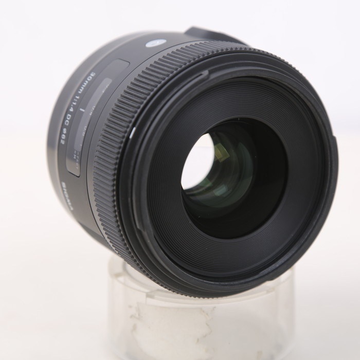 シグマ 30/F1.4 DC HSM EO