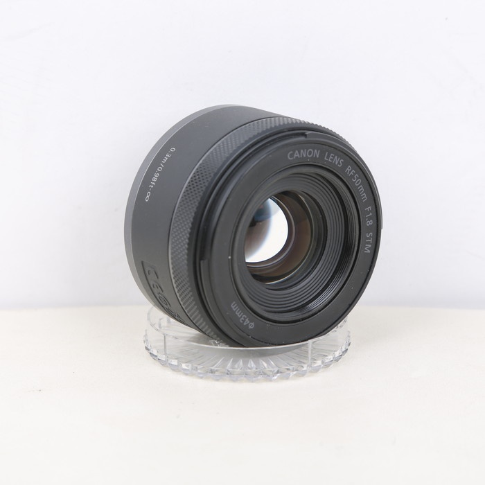 キヤノン RF50/F1.8 STM