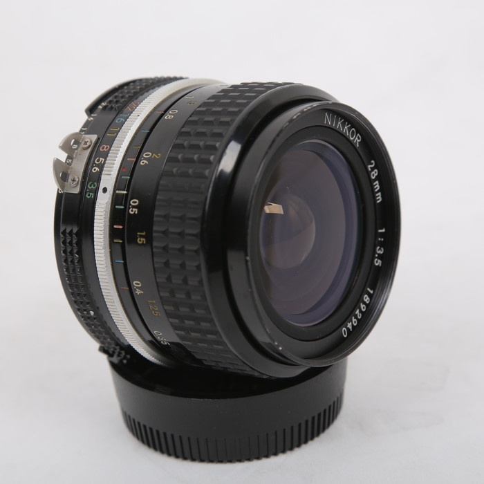 ニコン AI 28mm/F3.5 S
