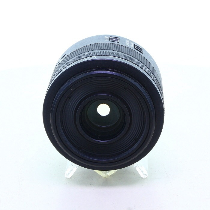 キヤノン RF35/1.8 マクロ IS STM