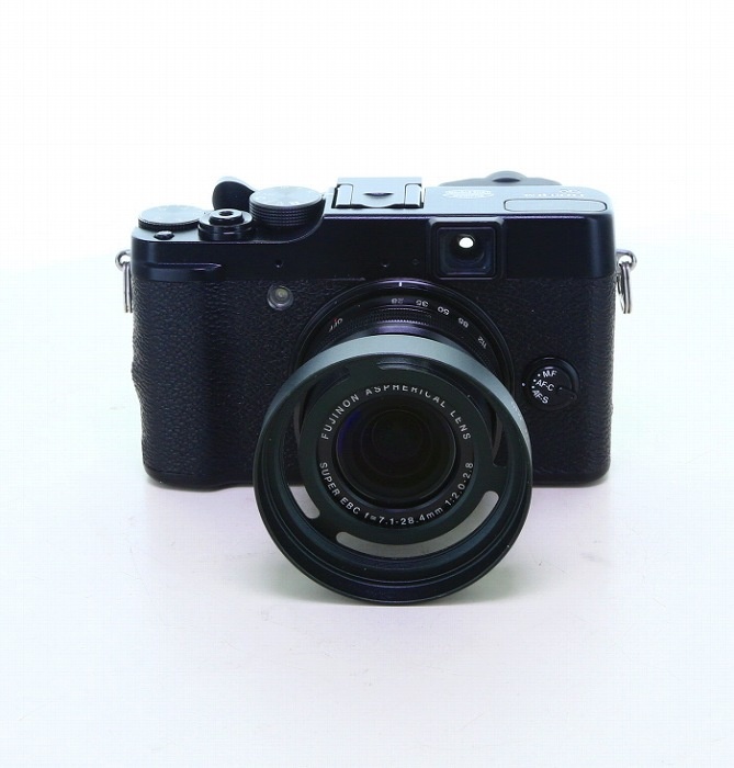 フジフイルム X10
