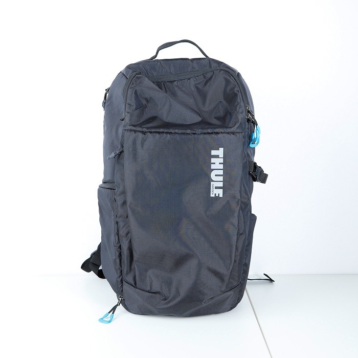 ソノタ THULE ASPECT DSLR バックパック