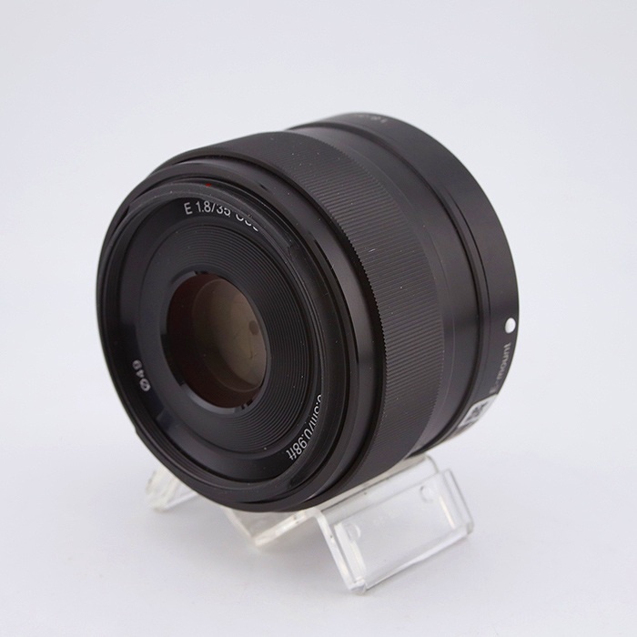 ソニー E35/F1.8 OSS