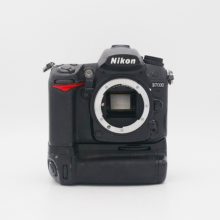 ニコン D7000+MB-D11