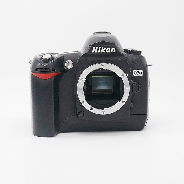 ニコン D70