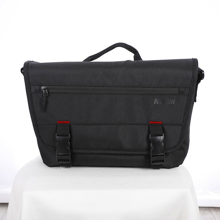 ニコン FLX シヨルダーバツグ ブラツク