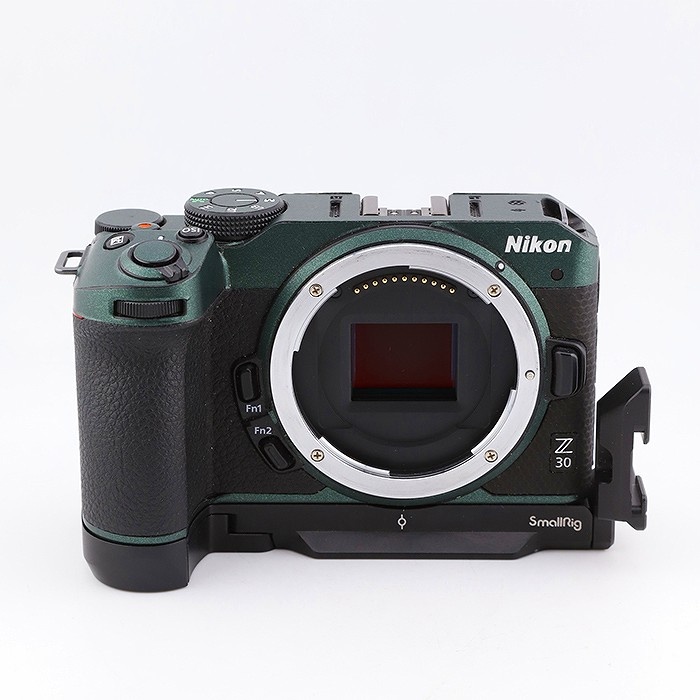 ニコン Z 30 ボデイ+SmallRig Z 30用 ベースプレート(SR3857)
