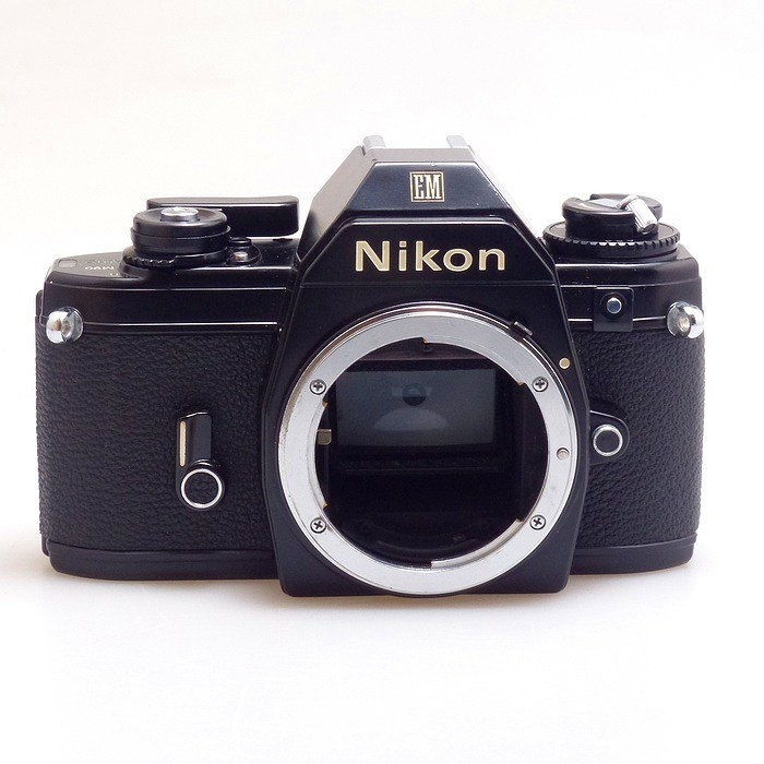 ニコン EM