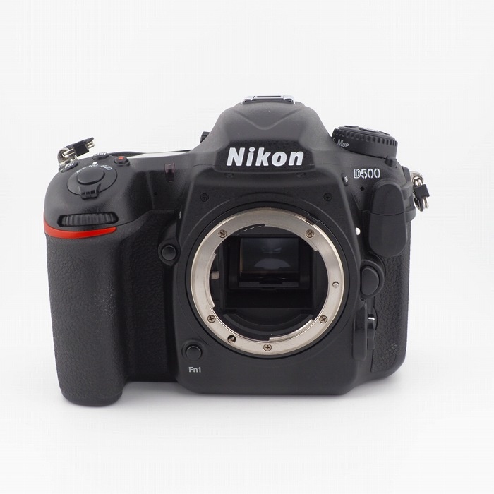 ニコン D500