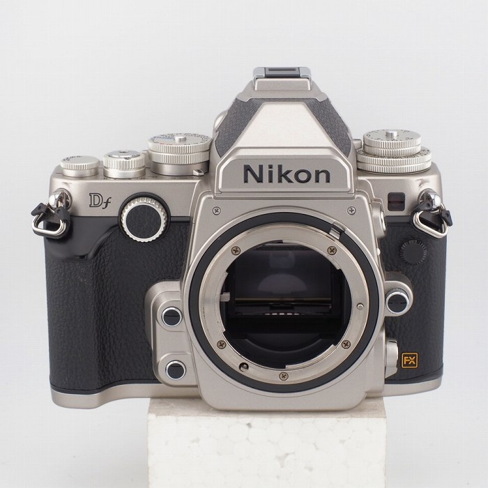 ニコン Df シルバー