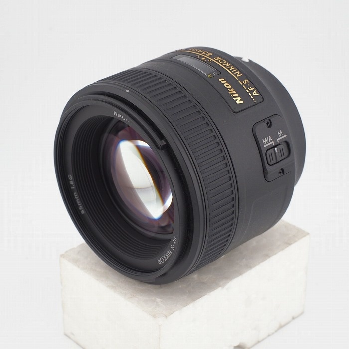 ニコン AF-S 85/F1.8G