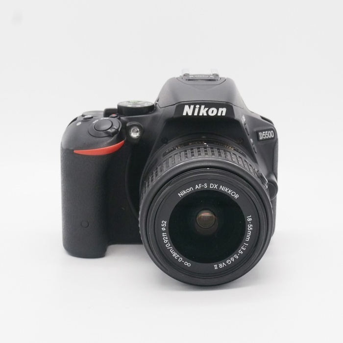 ニコン D5500 18-55VR2 レンズキツト ブラツク