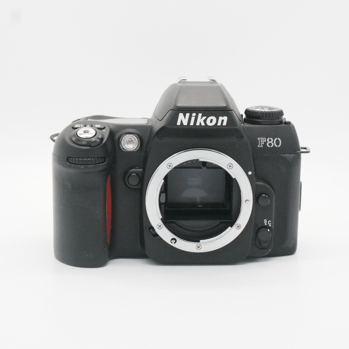 ニコン F80D