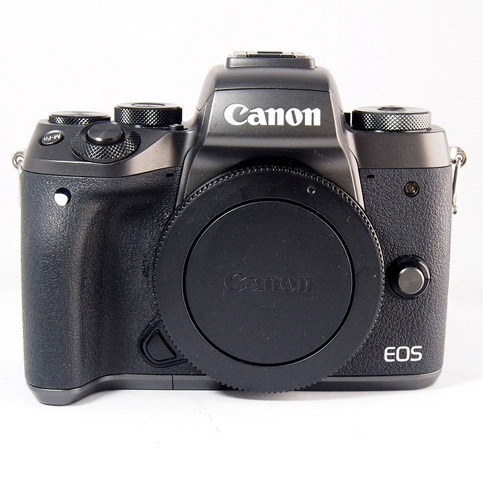 キヤノン EOS M5