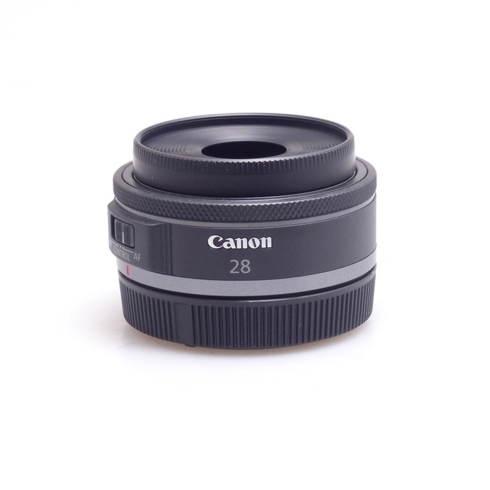 キヤノン RF28/F2.8 STM