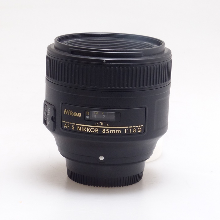 ニコン AF-S 85/1.8G