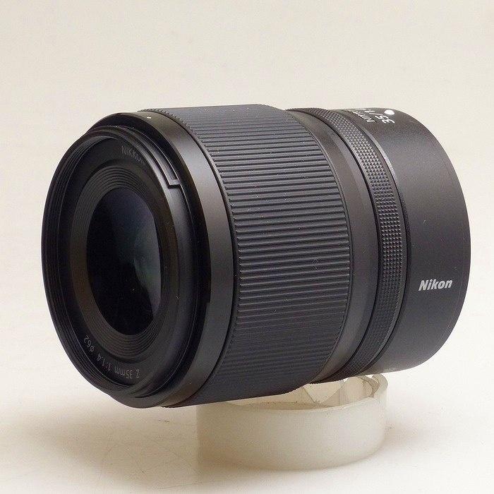 ニコン Z 35/1.4