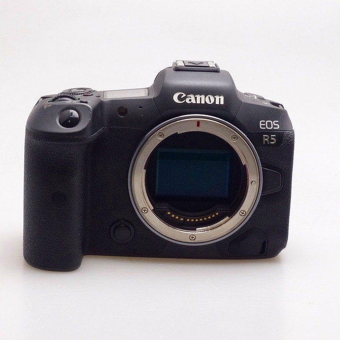 キヤノン EOS R5