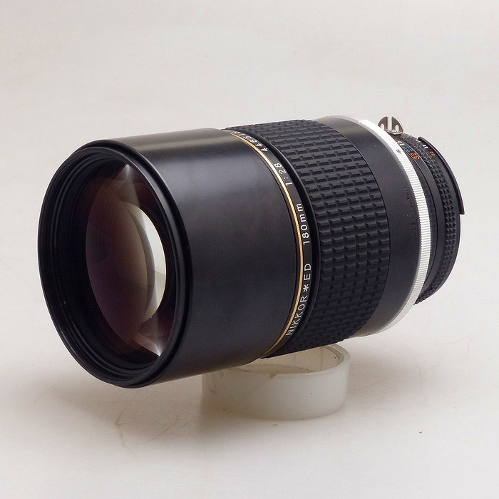 ニコン Ai-S 180/F2.8 ED