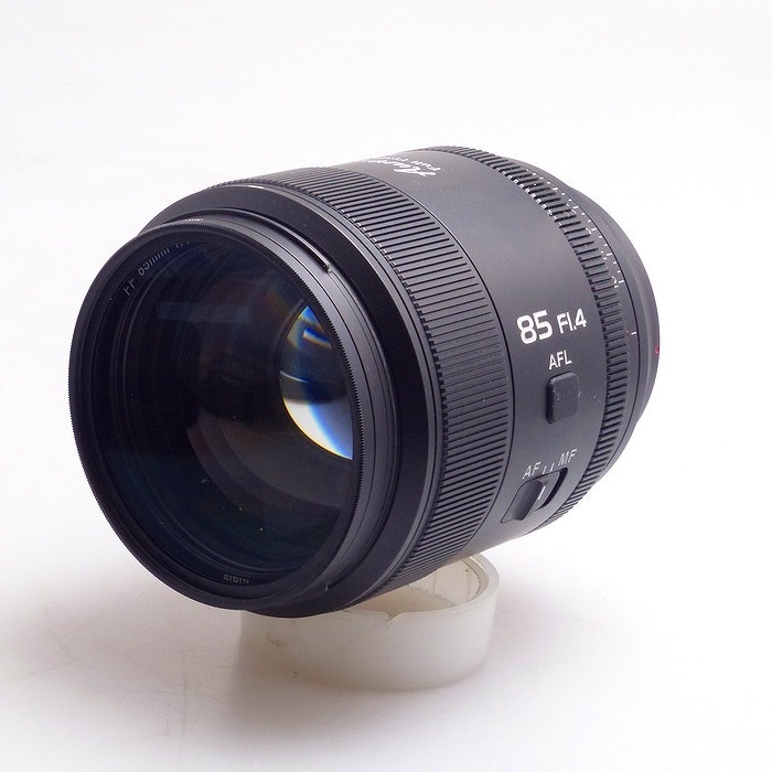 SIRUI 85 1.4 E-mount