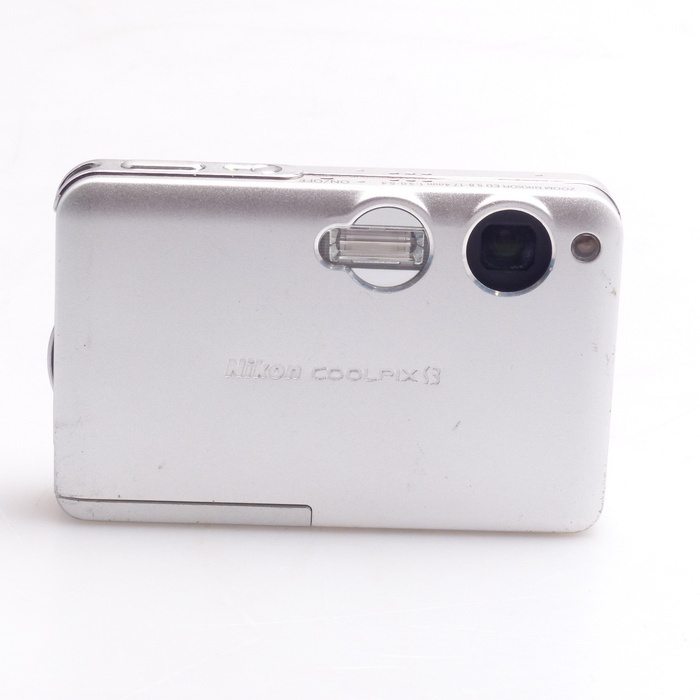 ニコン COOLPIX S3 フロストシルバー