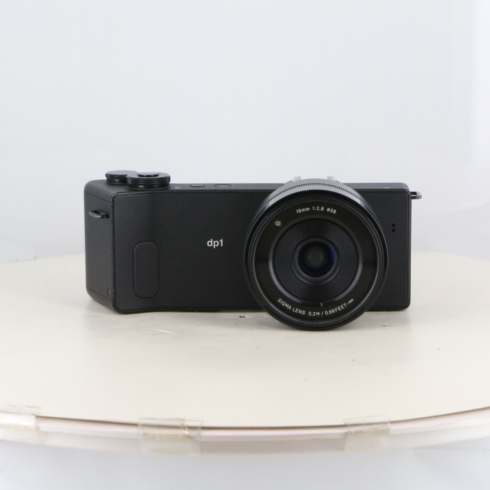 シグマ DP1 QUATTRO