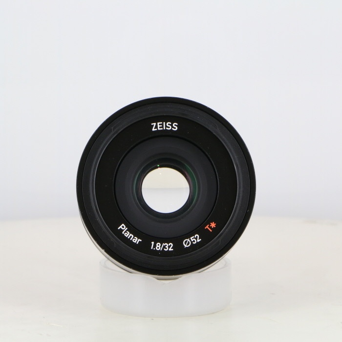 ツアイス TOUIT 1.8/32 フジXマウント