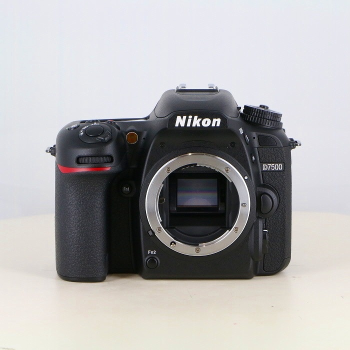 ニコン D7500 ボデイ