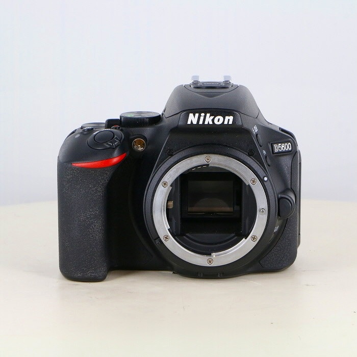 ニコン D5600 ボデイ