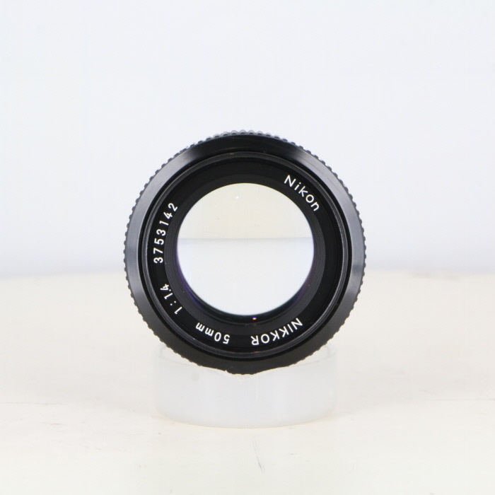 ニコン Ai 50/1.4 (カニ爪無し)