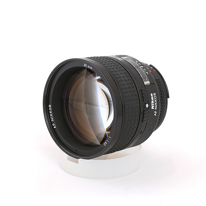 ニコン AF 85/1.4D