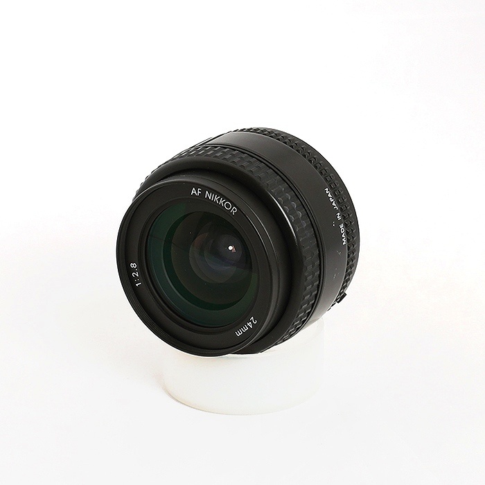 ニコン AF 24/2.8